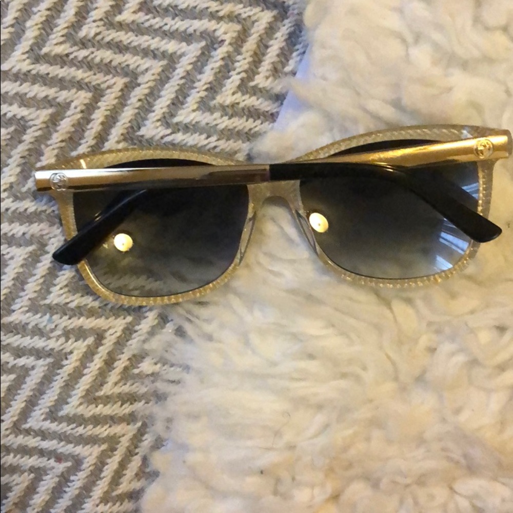 Gucci authentic sunglasses